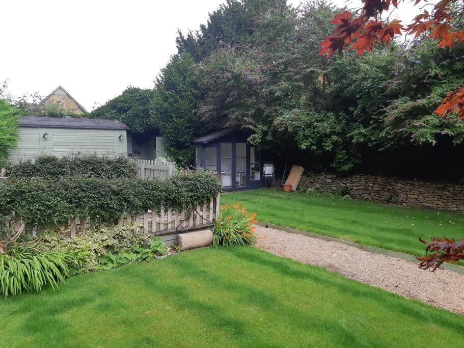 Beautiful Georgian Cottage Within A Private Walled Garden Oakham Eksteriør billede